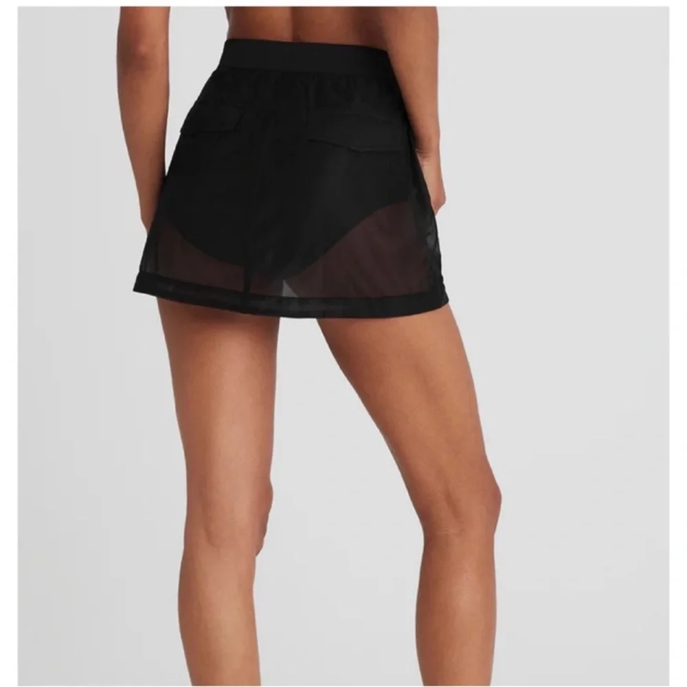 Alo yoga sheer cargo skirt brown small